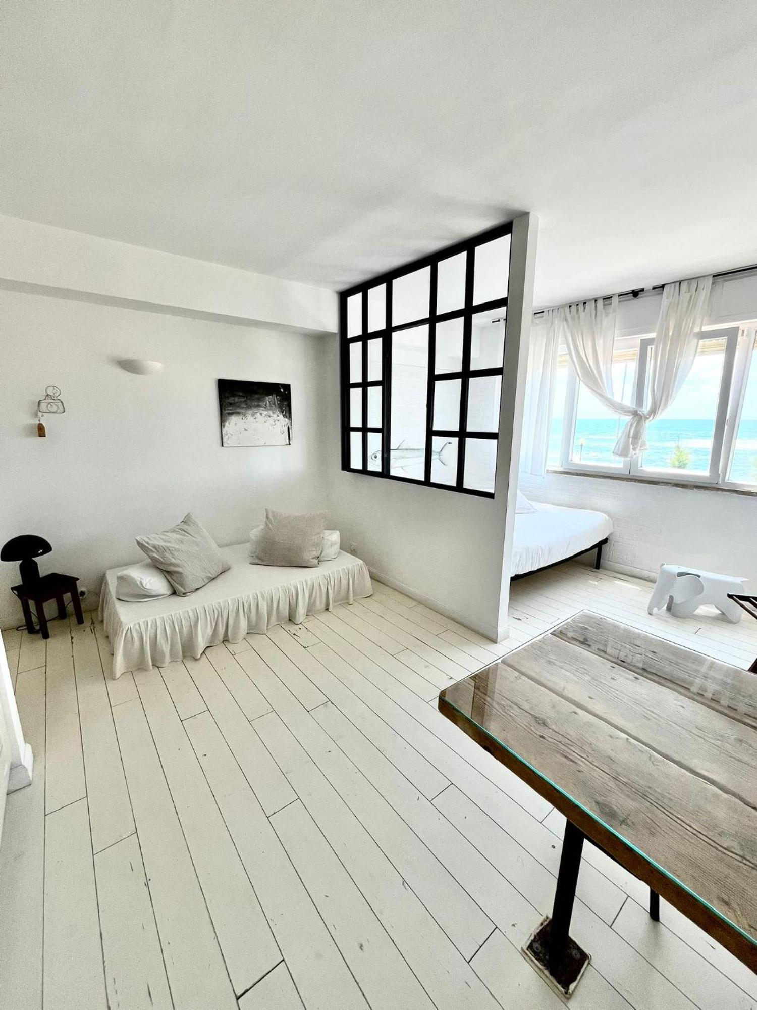 Sunset Loft Lejlighed Livorno Værelse billede